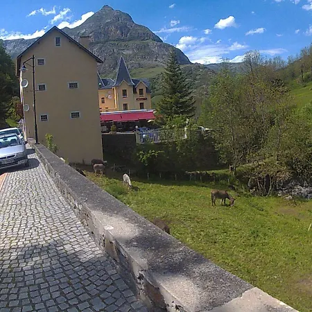 Ceriséma Pyrénées Zénith * Luz-Saint-Sauveur