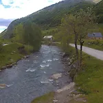 Апартаменты Cerisema Pyrenees Zenith Люс-Сен-Совёр