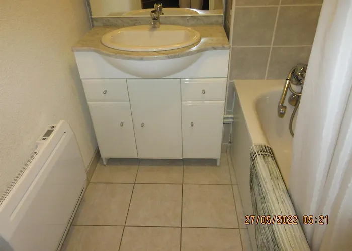 Cerisema Pyrenees Zenith Апартаменты Люс-Сен-Совёр